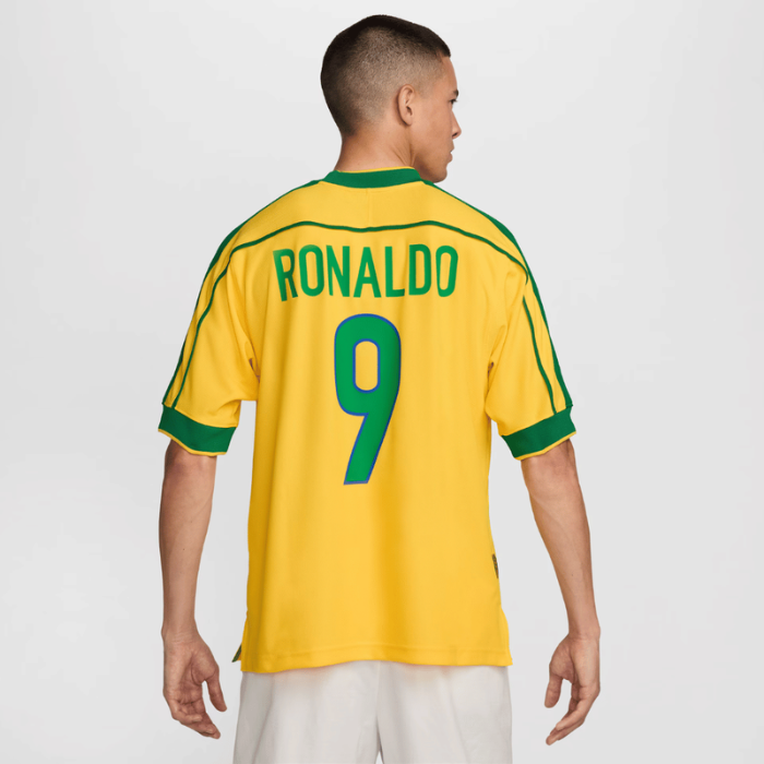 Camisa Retrô Home do Brasil #9 Ronaldo 1998 Torcedor Nike Masculina - Amarela