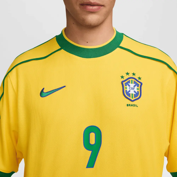 Camisa Retrô Home do Brasil #9 Ronaldo 1998 Torcedor Nike Masculina - Amarela