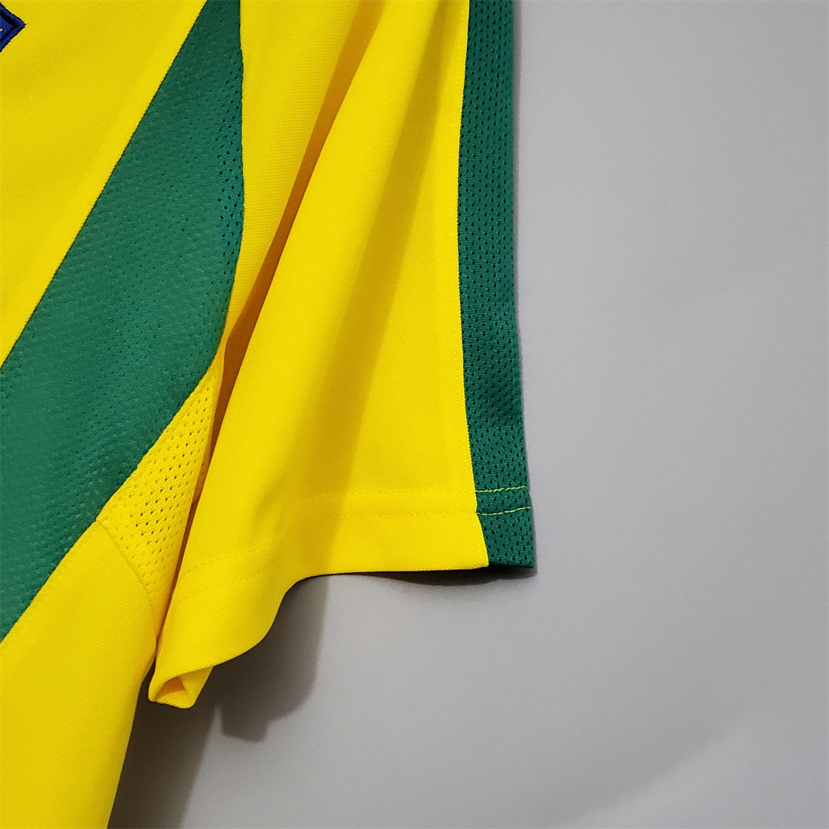Camisa Retrô Home do Brasil 2002 Torcedor Nike Masculina - Amarela