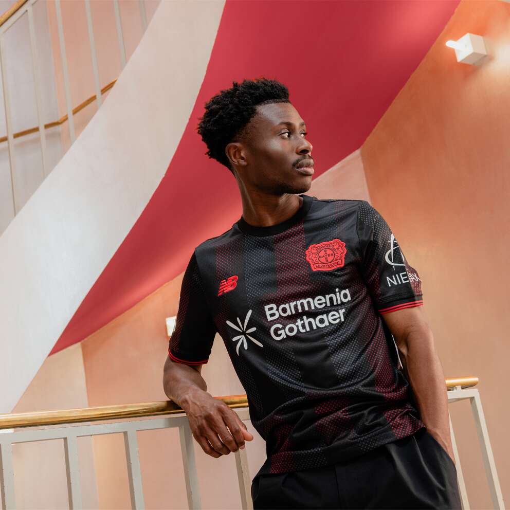 Camisa Bayer Leverkusen 2025/26 I